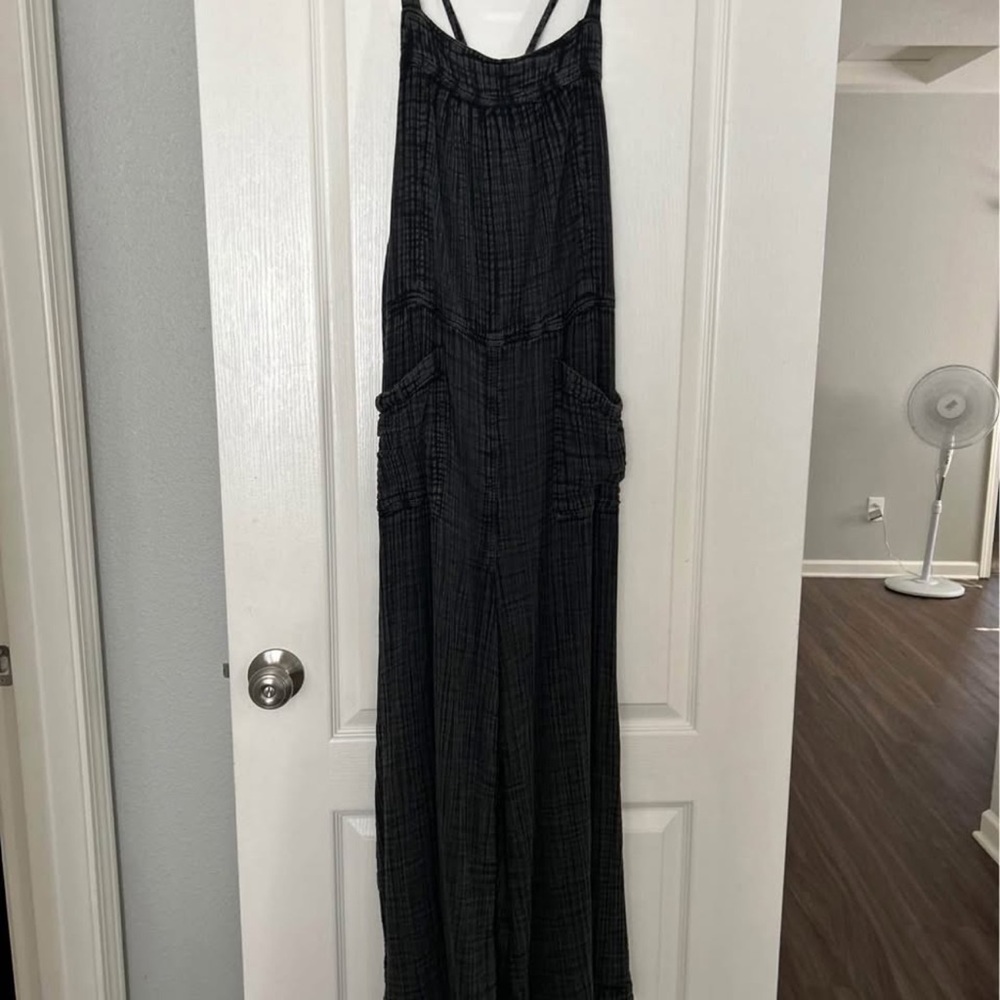 Natural Life Charcoal Sleeveless Top